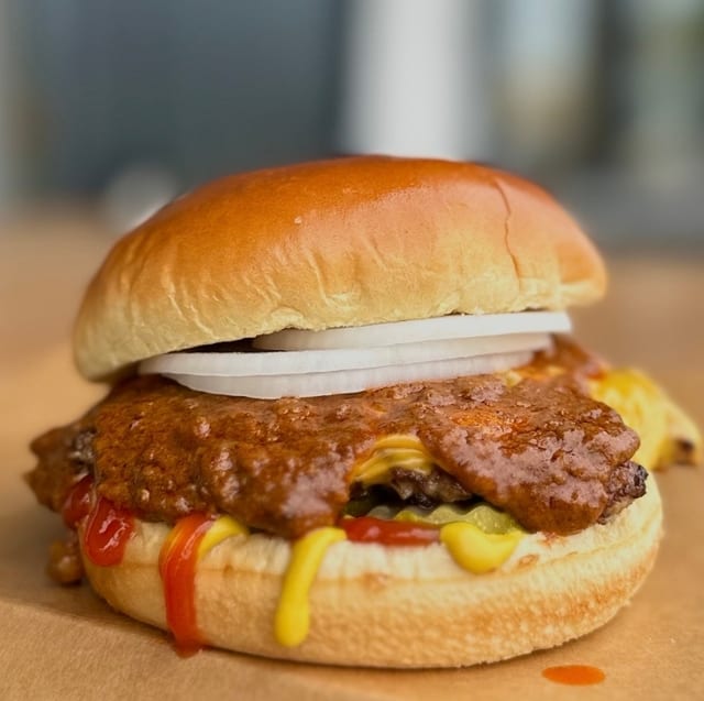 CHILI CHEESE.